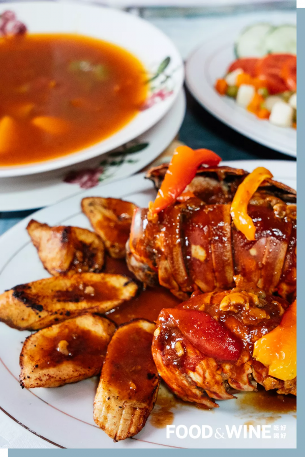 聖地亞哥只適合唱歌、跳舞、喝酒、吃飯，容不下半點悲傷