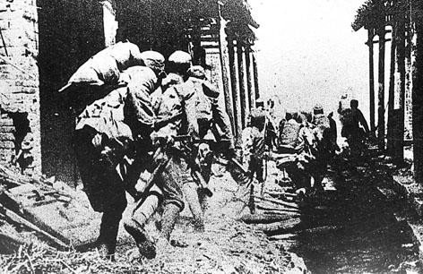 鄧小平沒上過軍事學校,卻指揮千軍萬馬,劉伯承:他打仗不講規矩 鄧小平沒上過軍事學校,卻指揮千軍萬馬,劉伯承:他打仗不講規矩