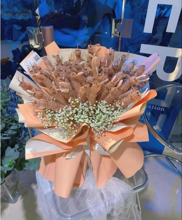 小狗們，以後情人節也這麼幹