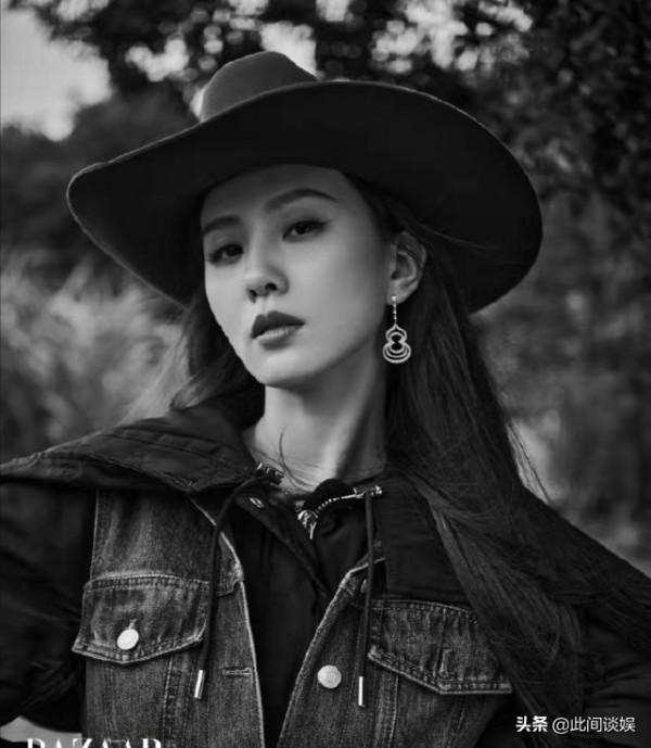 劉詩詩登上《時尚芭莎》閉年刊,baby新封面返璞歸真,偽素顏出鏡 劉詩詩登上《時尚芭莎》閉年刊,baby新封面返璞歸真,偽素顏出鏡