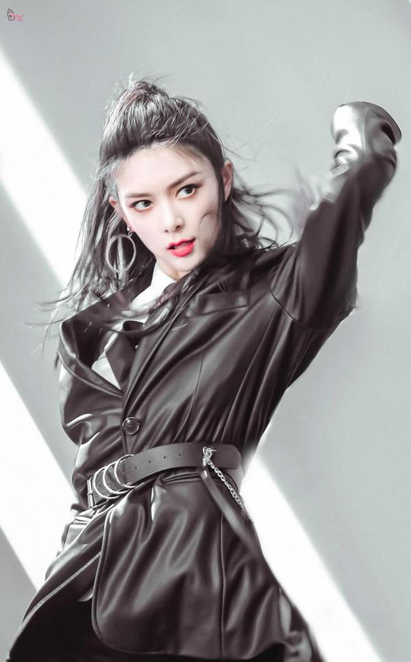 又美又颯：傅菁