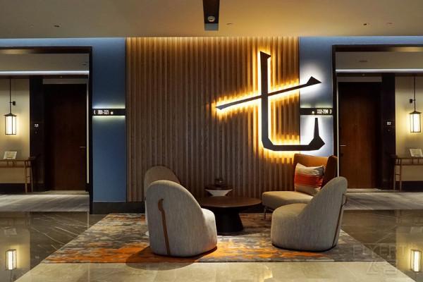 居停順遂，惺惺相“希”——記我與Hilton二〇二一