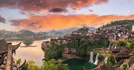 湖南一溶洞走紅，整個洞府分為六大景區，堪稱世界溶洞極品