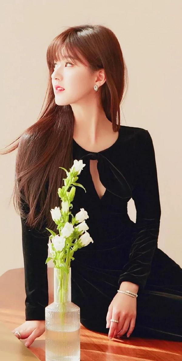 女明星的坐姿,你給誰好評? 女明星的坐姿,你給誰好評?