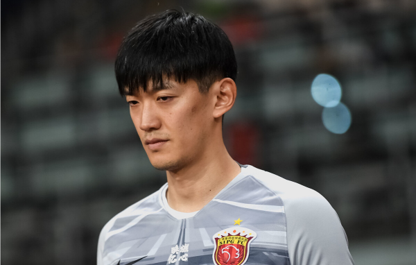 顏駿凌在上港狀態低迷，未來或加速重量級新援上位，將鎖定主力
