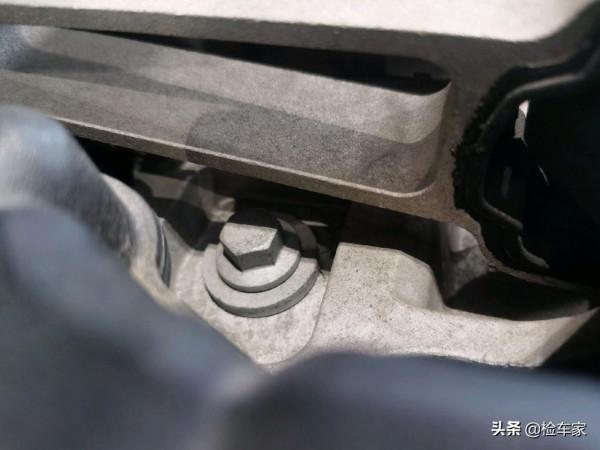 才三萬公里貶值25萬，這沃爾沃XC60猛一看像計程車？啥？鋼鐵俠？