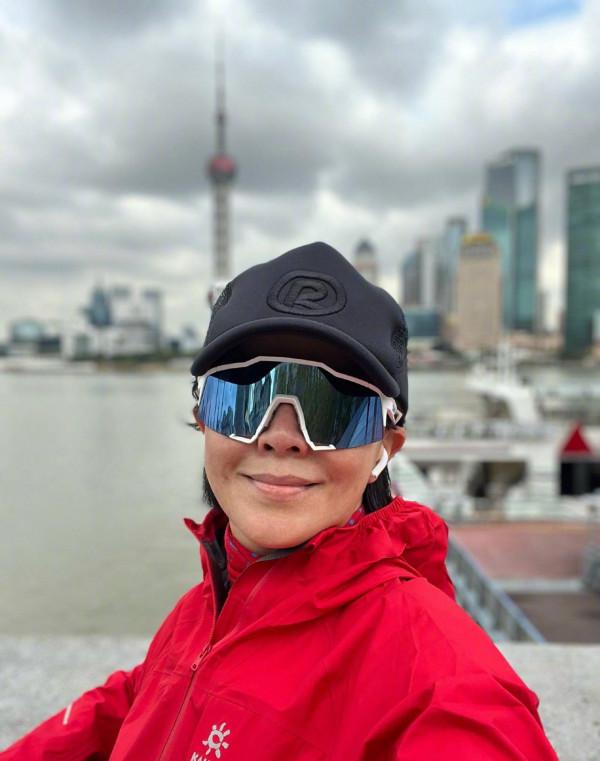 劉嘉玲丁子高結伴長跑9公里 開心曬照稱心曠神怡