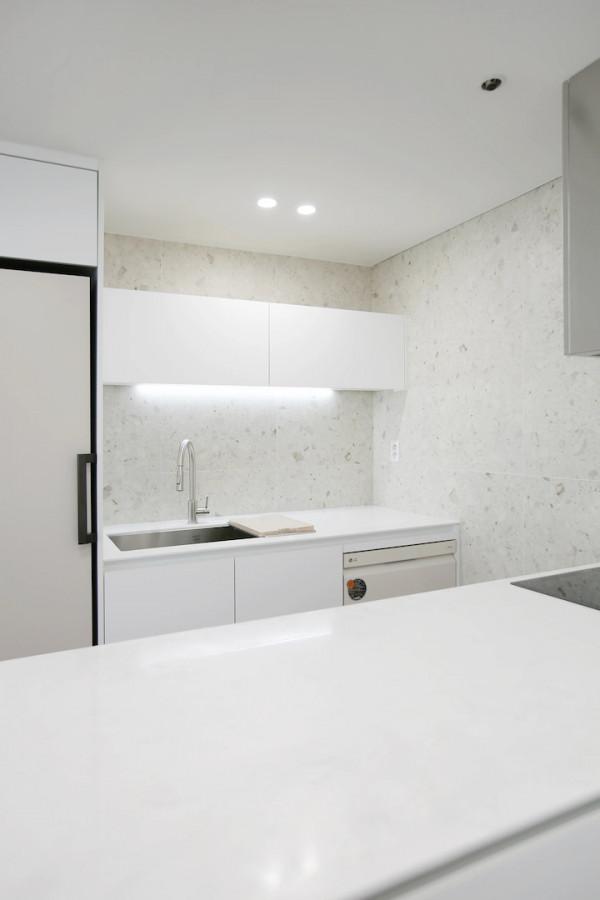 這對夫妻拒絕豪華裝修,使用大面積留白,效果清爽怡人,真高階 這對夫妻拒絕豪華裝修,使用大面積留白,效果清爽怡人,真高階