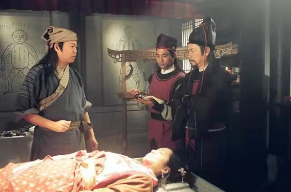 民間故事：劉員外攜夫人寺廟求子，多年後，卻發現了夫人一樁秘事