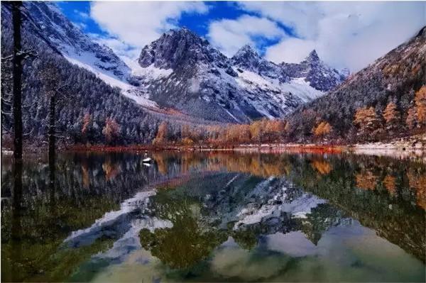 11月，全國最美的12個地方，沒有太多的遊人，卻有濃烈的美景