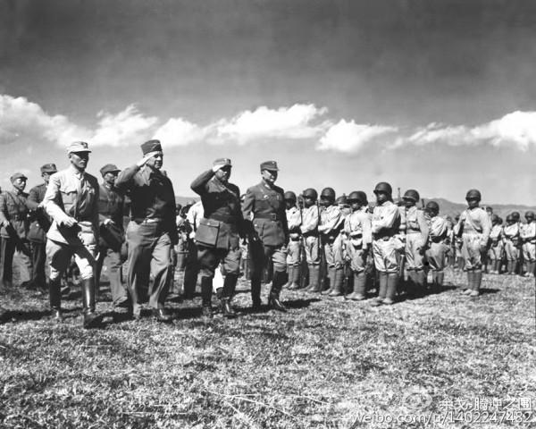 雲南一老農開啟廢舊汽油桶，驚現數十具白骨，其平均年齡僅20歲