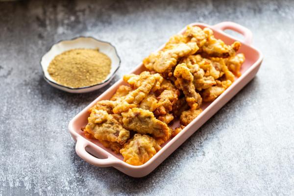炸酥肉，醃製上漿有訣竅，飯店大廚這樣做，鮮香不腥，酥脆不回軟