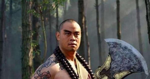 收穫了甜蜜愛情的他，受傷轉型當演員，卻成就了經典“魯智深”