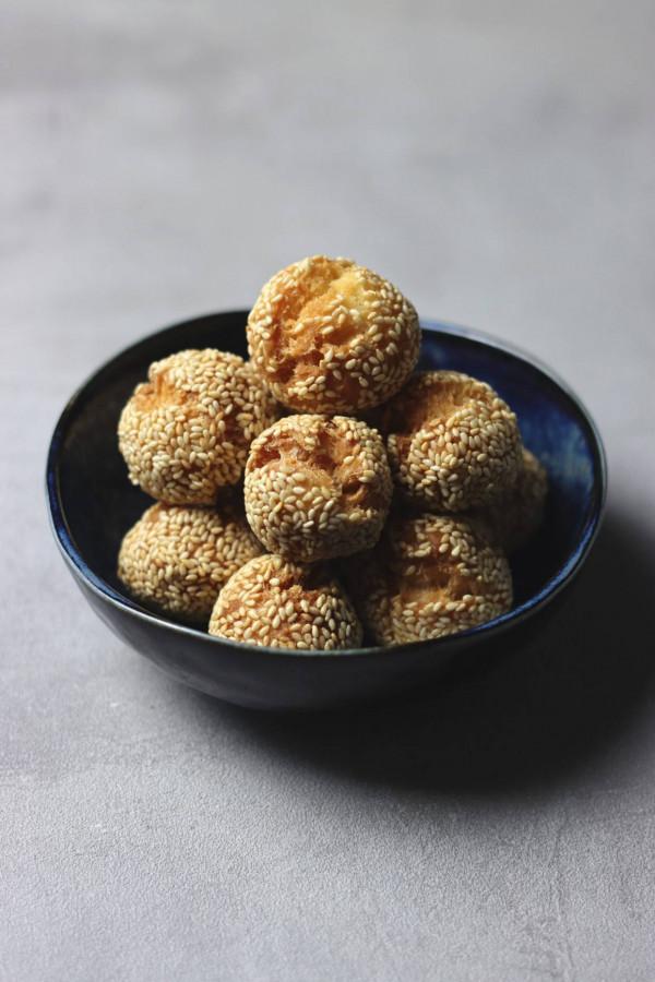 這才是笑口棗的傳統做法,外酥裡嫩,不加一滴水,涼了也酥脆 這才是笑口棗的傳統做法,外酥裡嫩,不加一滴水,涼了也酥脆