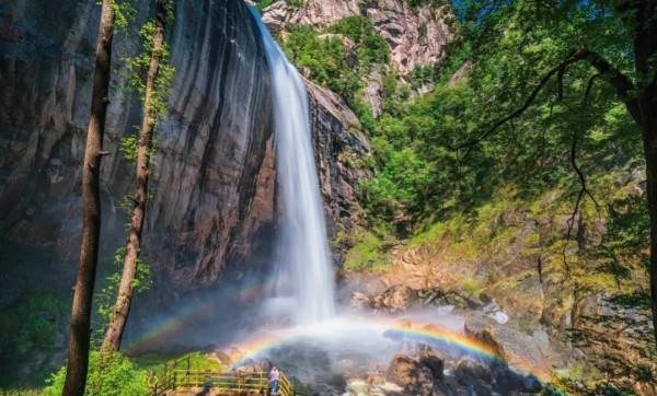 秋遊不可錯過白雲山，它免費來了