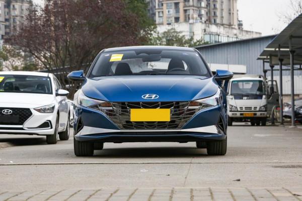 月均銷量已破萬，顏值一流軸距2米72的第七代伊蘭特，哪款最值？