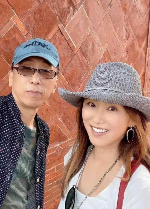 66歲藝人罹患肝癌&excl;體內隱匿14&period;5公斤巨型腫瘤，直言活1秒都是痛苦