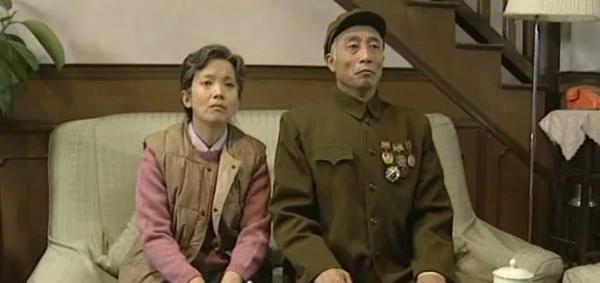 油頭粉面就不要演軍人了!這15位演員告訴你,什麼才是硬漢 油頭粉面就不要演軍人了!這15位演員告訴你,什麼才是硬漢