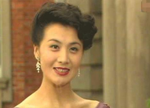 90年代當紅女星李媛媛,37歲奪視後,39歲高齡產子,41歲癌症離世 90年代當紅女星李媛媛,37歲奪視後,39歲高齡產子,41歲癌症離世