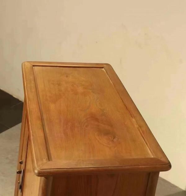 書櫃和藥櫃各倆