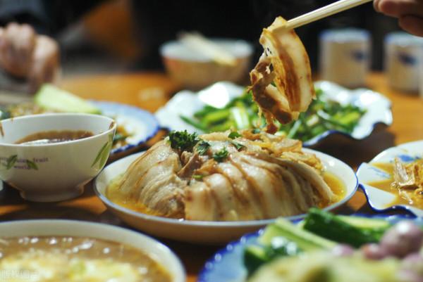 冬天喝白酒，俺們河南人最愛這4道下酒菜，好吃又實惠，越吃越香