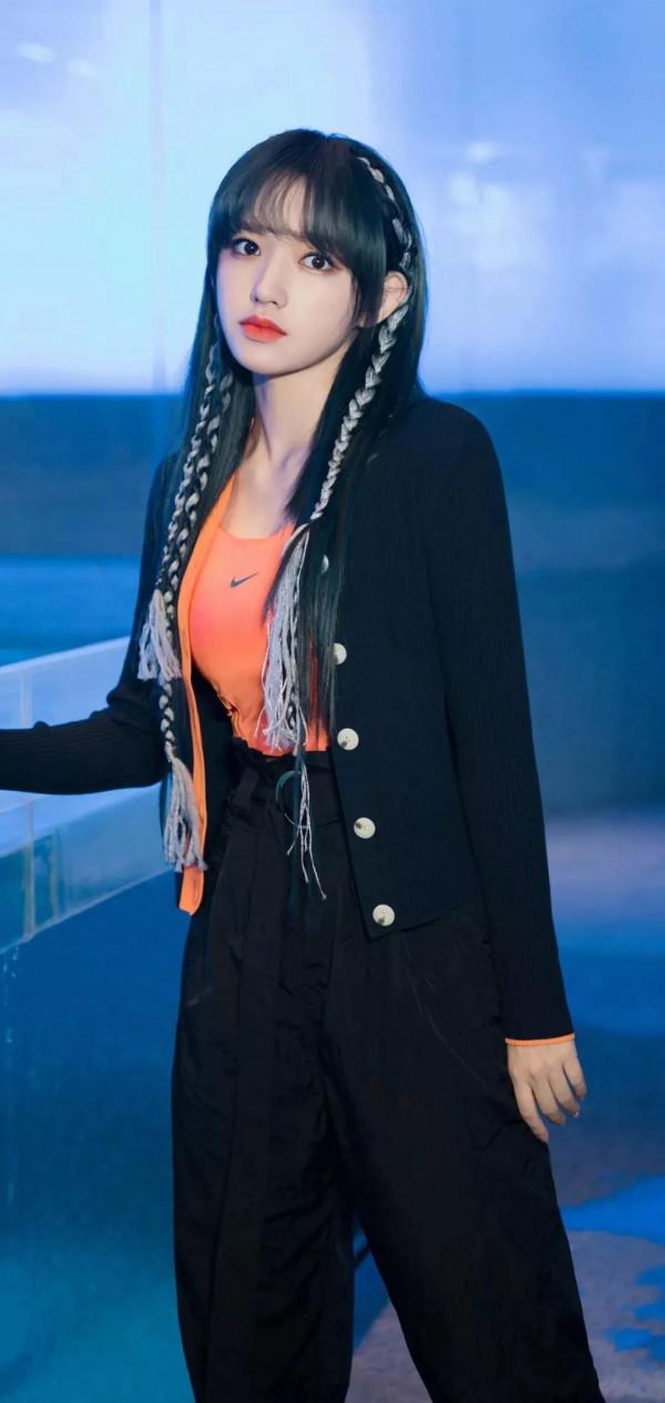 程瀟美照一冊，欣賞