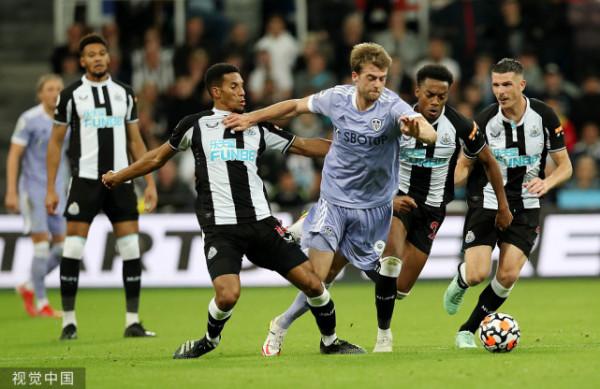 紐卡斯爾 1-1 利茲 紐卡斯爾 1-1 利茲