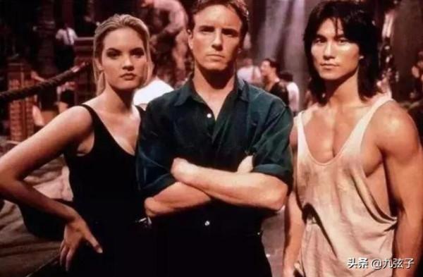 仇雲波22歲獲全國武術冠軍，功夫比肩李小龍，甄子丹甘拜下風