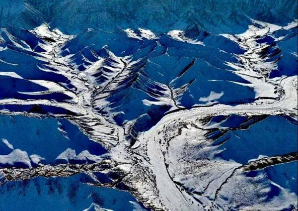 雪映丹霞，是夢境，也是仙境