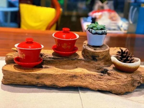 西麥窯村中的愛馬仕民宿