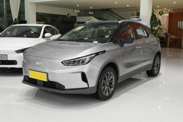 外觀時尚，續航可達550km，售價16&period;28萬，幾何C的冪方版如何？