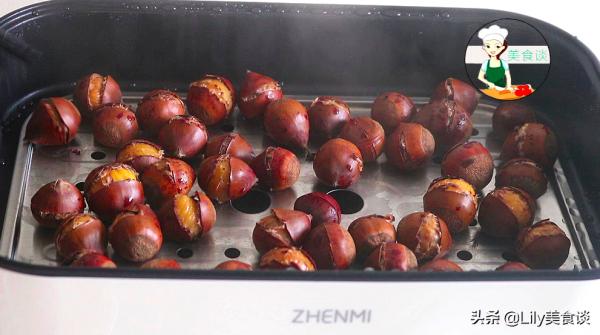 板栗去殼時，不要生剝，記住這方法，一秒一個又快又幹淨，真輕鬆