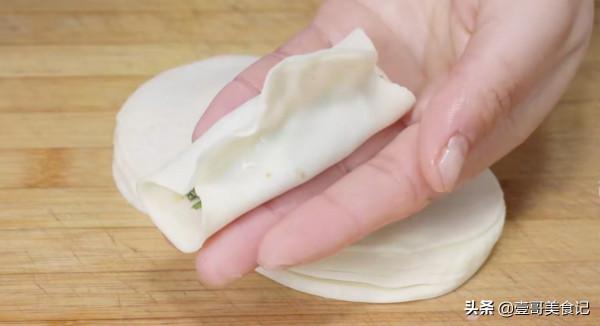 自從學會餃子皮的新做法，全家人天天點名要吃，酥脆鮮香，又解饞