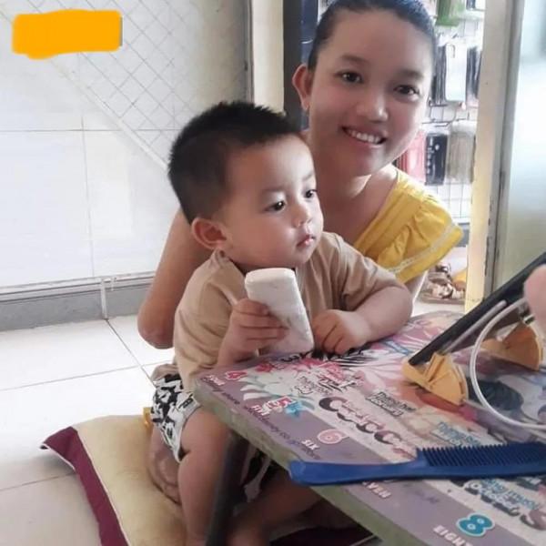 因乳腺結節截肢，越南寶媽重生：自己能掙錢，丈夫疼愛，孩子乖巧