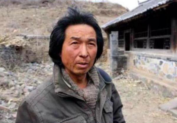 北大教授王青松：攜妻隱居深山11年，耗盡350萬積蓄