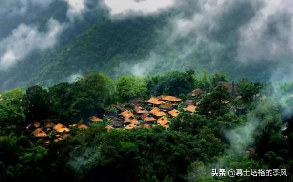 雲南有一座冬可避寒，夏可避暑的小城，綠化好，空氣佳，適合養老