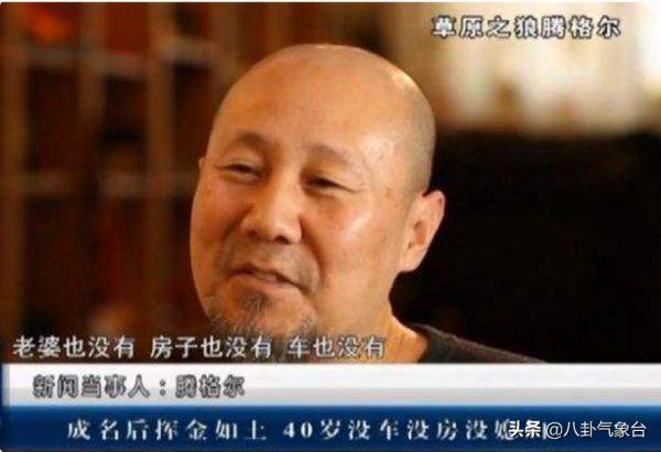 哈斯高娃：不滿騰格爾“嗜酒如命”離婚，單身26年不婚不育