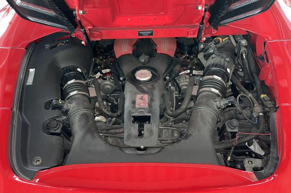 天價求好車！三年多的法拉利488Spider報價358萬，檢測師：奢侈