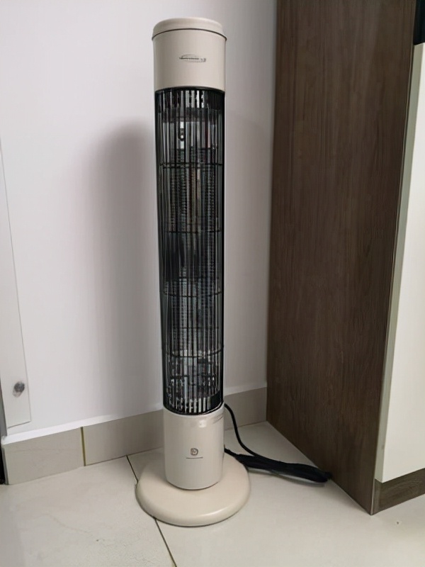 家裡的冬日暖陽,只溫暖、不烘人、不幹燥——舒樂氏遠紅外取暖器 家裡的冬日暖陽,只溫暖、不烘人、不幹燥——舒樂氏遠紅外取暖器