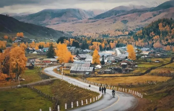 新疆，匯聚了中國大半個秋色