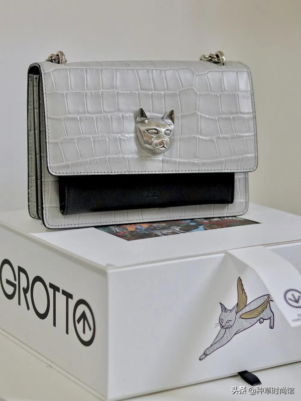 今秋“托特包”火了​!洋氣巨能裝,上學通勤都能背 今秋“托特包”火了​!洋氣巨能裝,上學通勤都能背