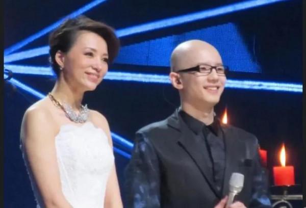 平安和王小瑋在寧夏衛視春晚聯袂演唱，他倆在虎年的發展值得期待