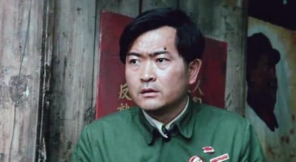 《閃閃的紅星》潘冬子扮演者：銀幕的英雄，他哥卻是“銀幕壞蛋”