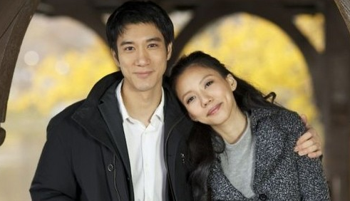 生下3胎的8個明星家庭：有人5年內連生3娃，有人46歲了還敢產子