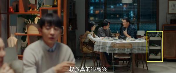 編劇眼裡“接地氣”:國產劇中的養老房,動不動就是整套實木傢俱 編劇眼裡“接地氣”:國產劇中的養老房,動不動就是整套實木傢俱