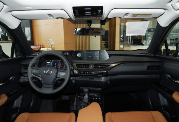 超精緻的豪華品牌緊湊級SUV 小年輕的最愛 超精緻的豪華品牌緊湊級SUV 小年輕的最愛