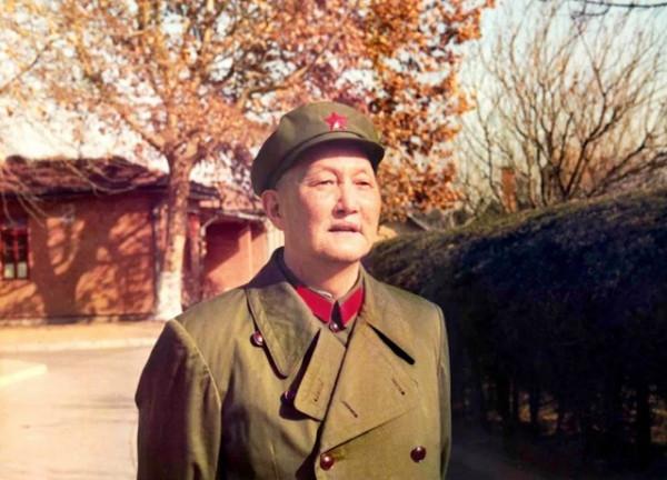 1988年我軍恢復軍銜制，國防大學正副校長、政委，授予什麼軍銜？