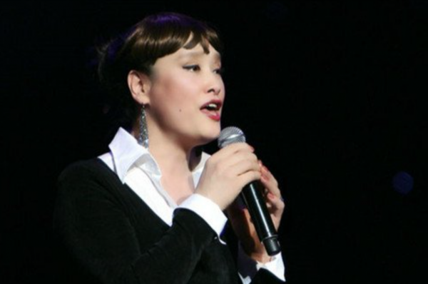 因第一屆春晚走紅，56歲就客死他鄉的索寶莉，到底經歷了什麼？