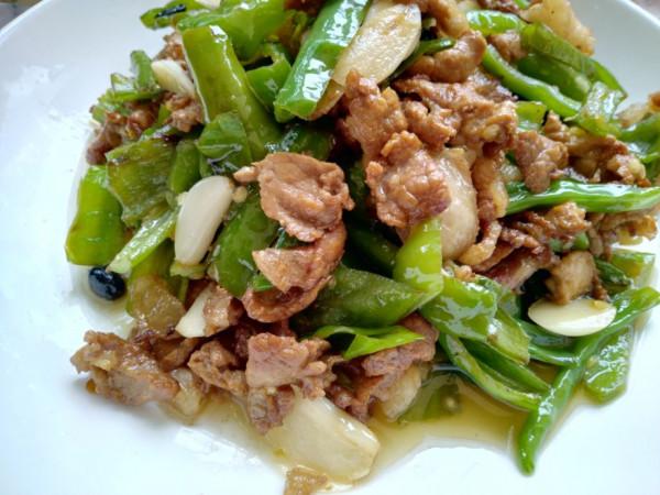 滑嫩辣香、酒店點選率高,農家小炒肉製作細節,收藏好,吃得歡 滑嫩辣香、酒店點選率高,農家小炒肉製作細節,收藏好,吃得歡