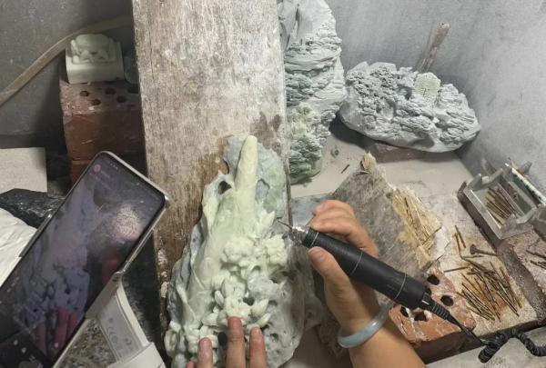 看藍田玉雕，吃藍田小吃，體驗小城慢生活